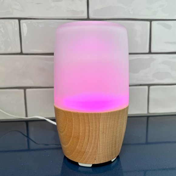 Nature's Stress Reliever!  Relaxing Color Changing Homedics Diffuser - Picture 2 of 16